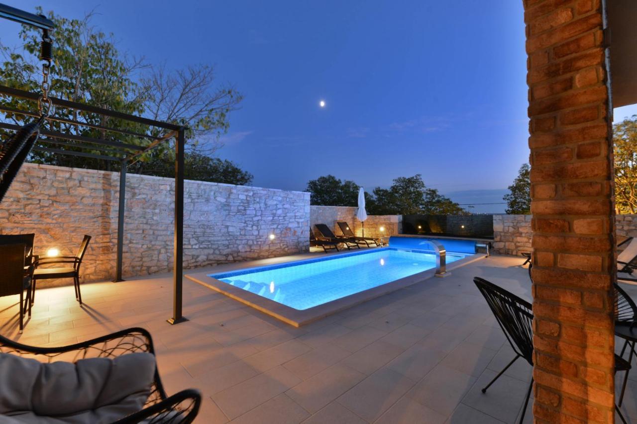 Stone Villa Didovi Snovi With Heated Pool Lisane Ostrovicke Ngoại thất bức ảnh