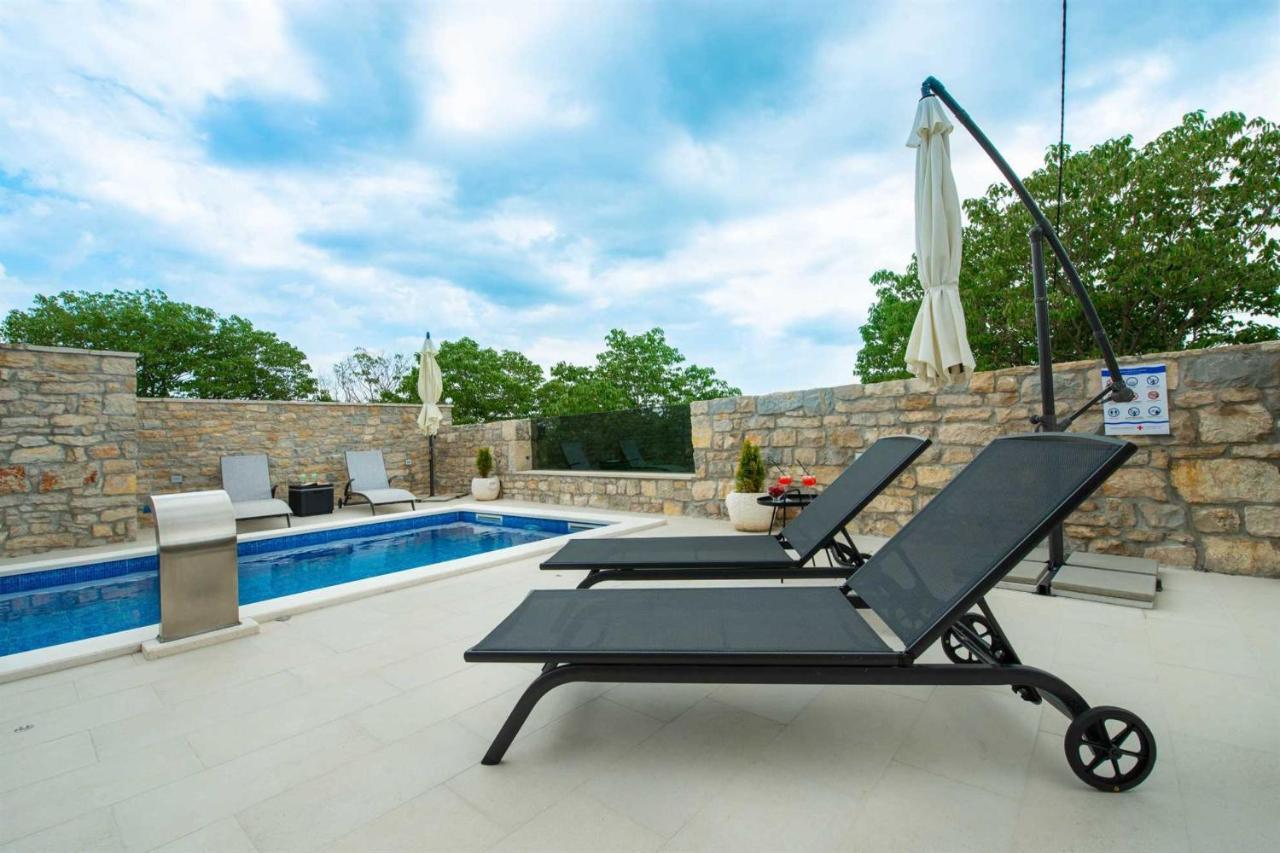 Stone Villa Didovi Snovi With Heated Pool Lisane Ostrovicke Ngoại thất bức ảnh