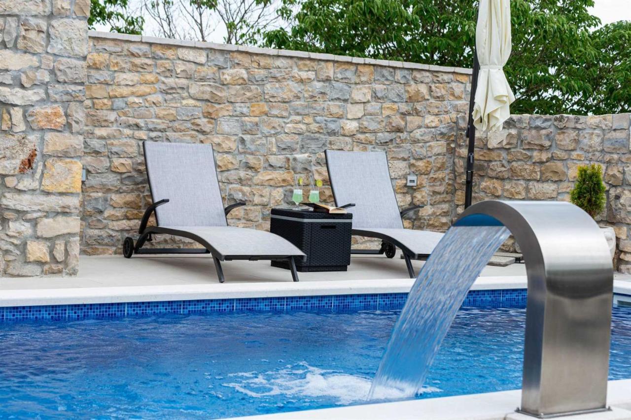 Stone Villa Didovi Snovi With Heated Pool Lisane Ostrovicke Ngoại thất bức ảnh